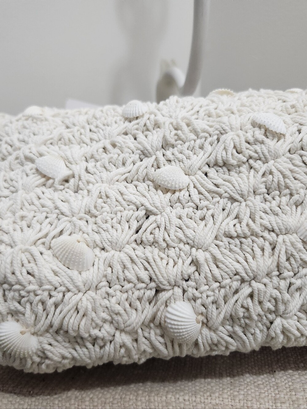 Crochet shell purse - Picture 8 of 8